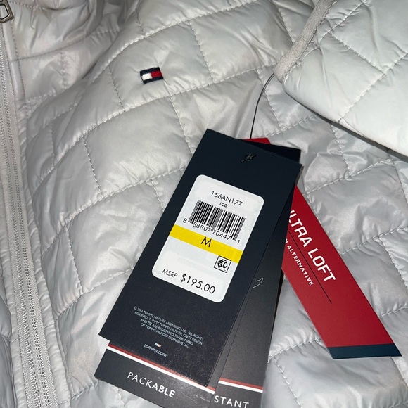 Tommy Hilfiger Men's Packable Down Puffer Hooded Jacket $195.00. - Picture 13 of 16